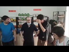 Χρόνια πολλά στον Τζιμ. Δείξε ότι η Μπόκε είναι μια ευτυχισμένη οικογένεια.