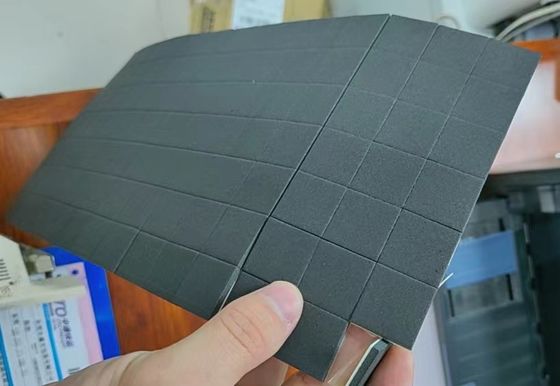 ΕΥΑ αυτοκόλλητα φελλόπλαστα 18*18*3mm Διαχωριστικά γυαλιού για αποθήκευση γυαλιού