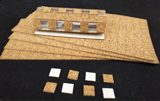 Τετράγωνο Self Stick Cork Pads αυτοκόλλητο ανθεκτικό με απαλό φινίρισμα